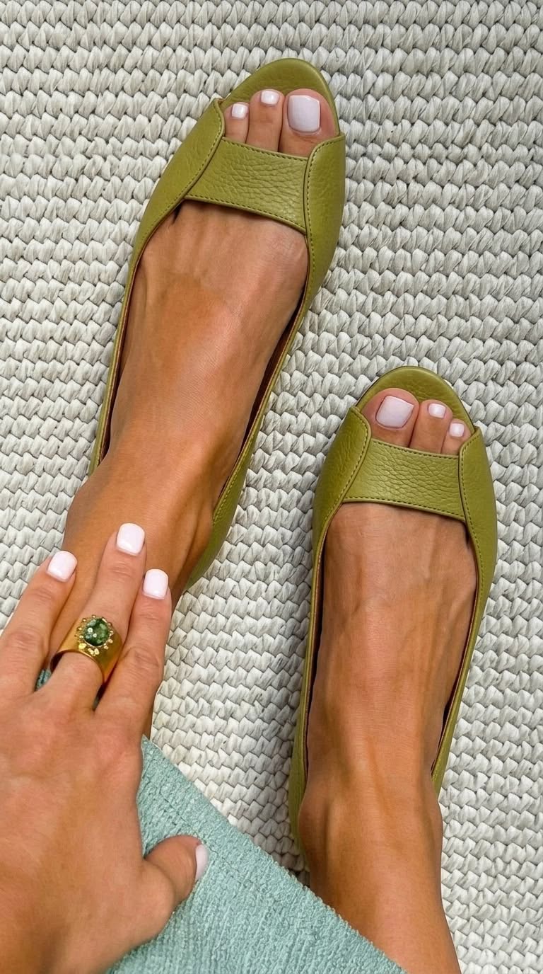 ADELINA | Chic Comfort Gold Sandals