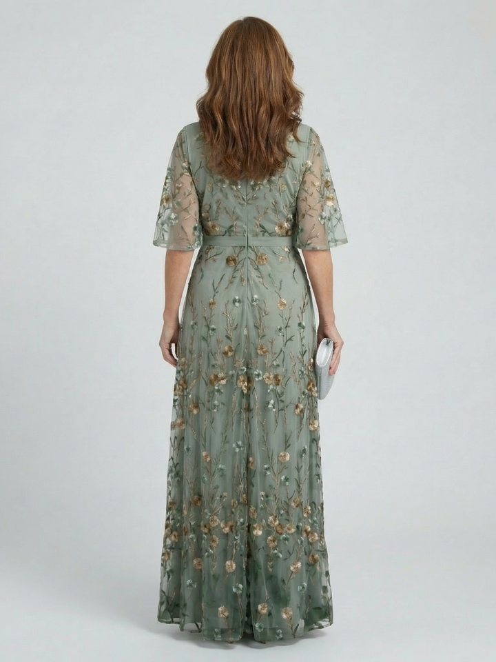 SELORA | Halter Bloom Flow Maxi Dress