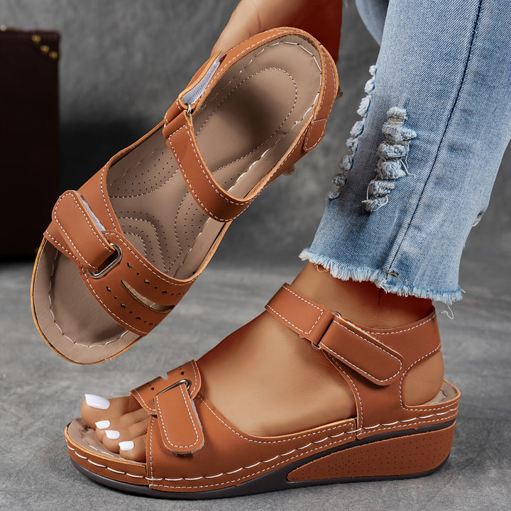ROSA | Trendy Orthopaedic Sandals